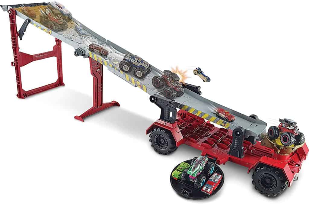 Monster Trucks Downhill Race & Go Play Set