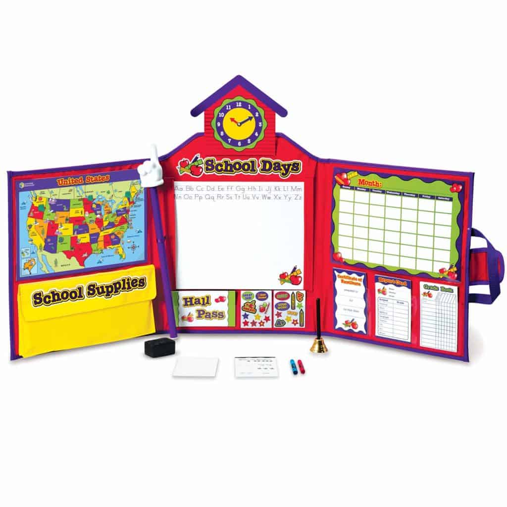 Pretend and playschool set