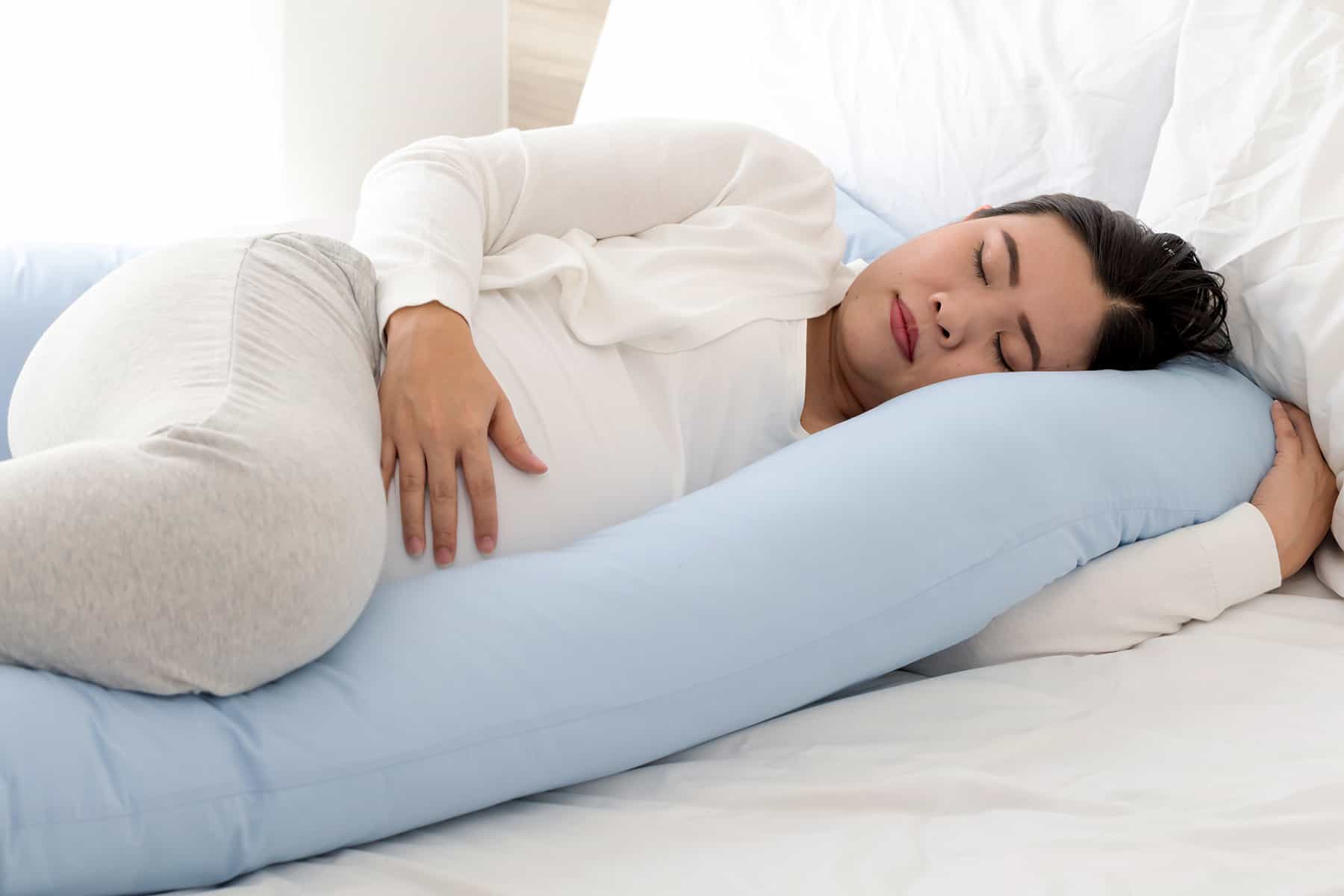 The Best Sleeping Positions During Pregnancy