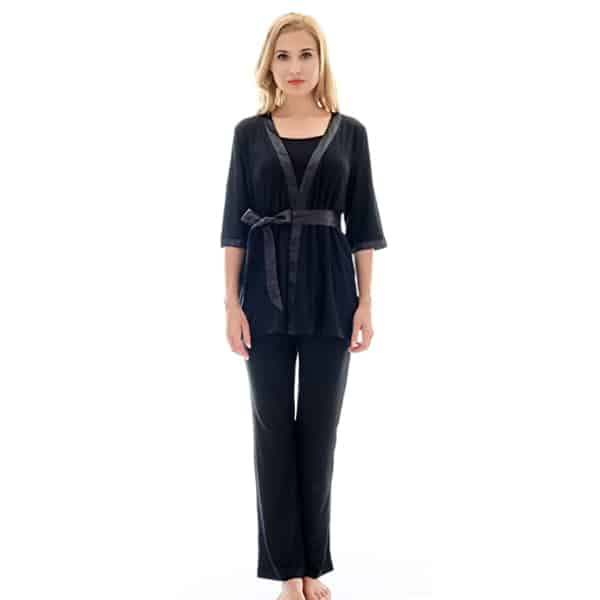 Top 12 Best Nursing Pajamas For Moms