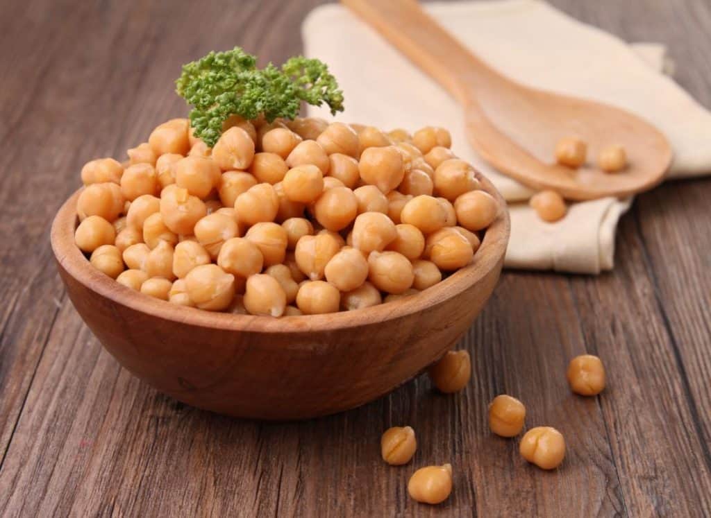 chickpeas in a bowl Parenthoodbliss