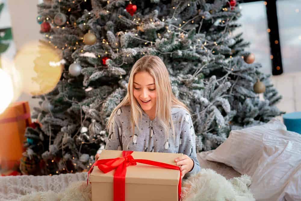 best gifts for 17-year-old girl