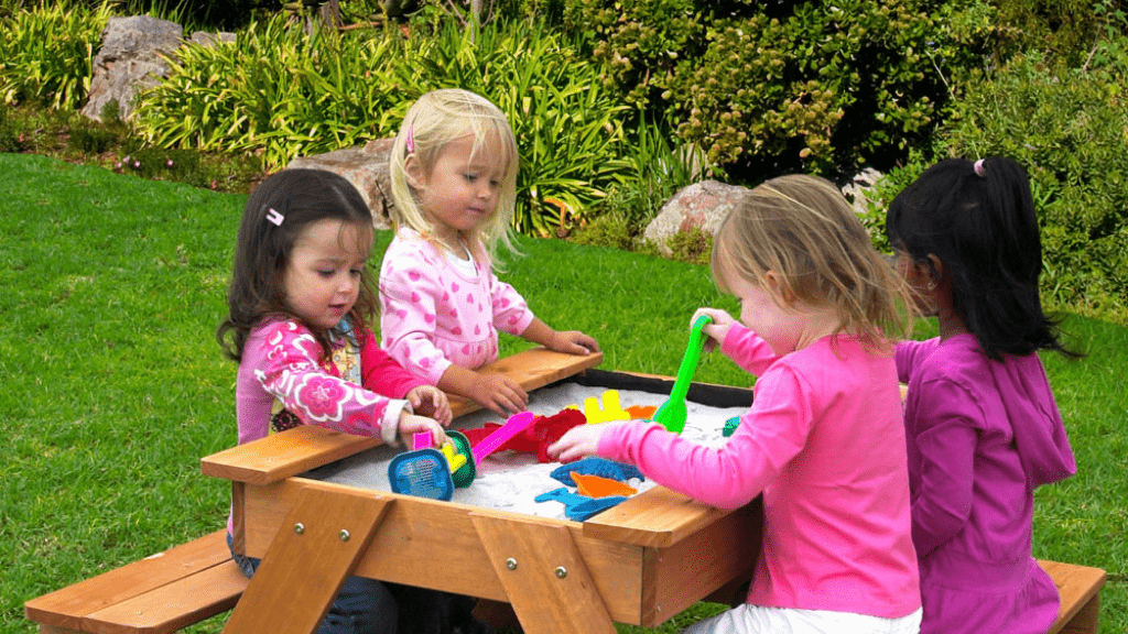 best kids picnic table