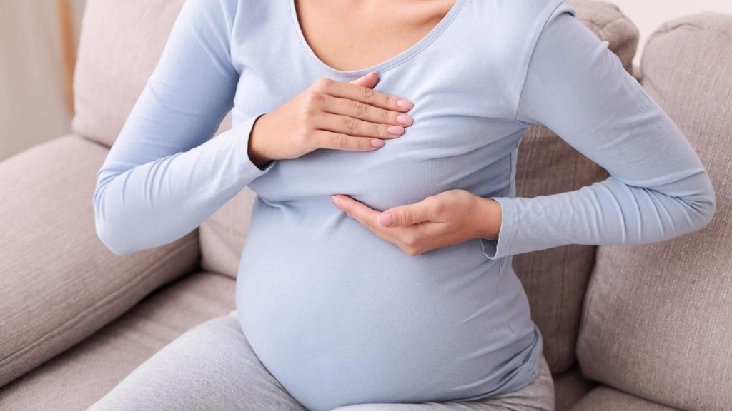 breast pain during first month of pregnancy