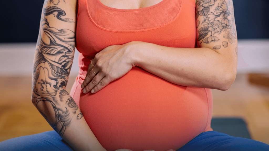 can you get a tattoo while pregnant